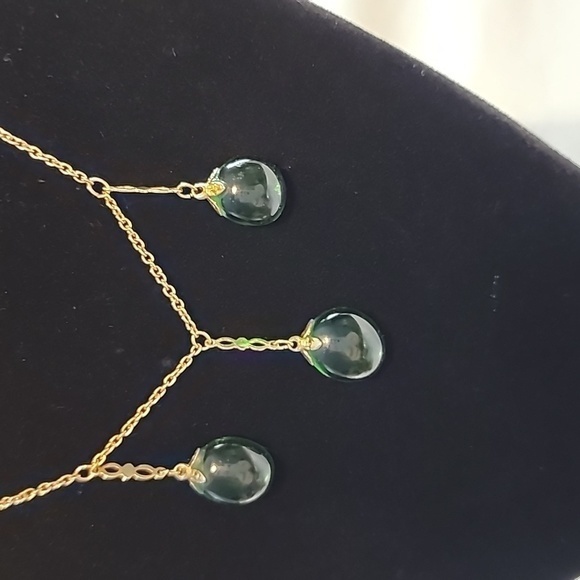 Gold‎ Tone Emerald Green Drop Necklace - Picture 10 of 13
